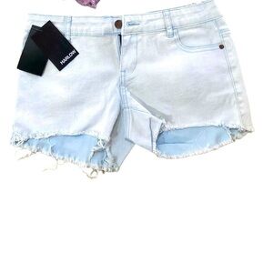 NWT Harlow Pippa Low rise sky chambray tonal stitching  shorts raw hem size 25
